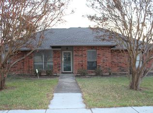 1520 Elizabeth Dr, Carrollton, TX 75007