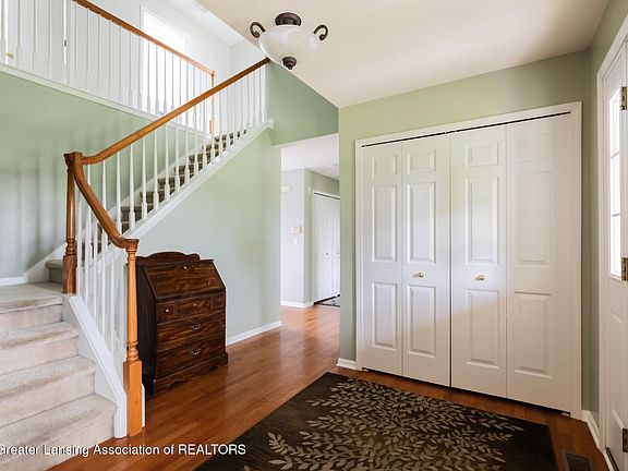 3rd image of 11217 Sand Hill Dr