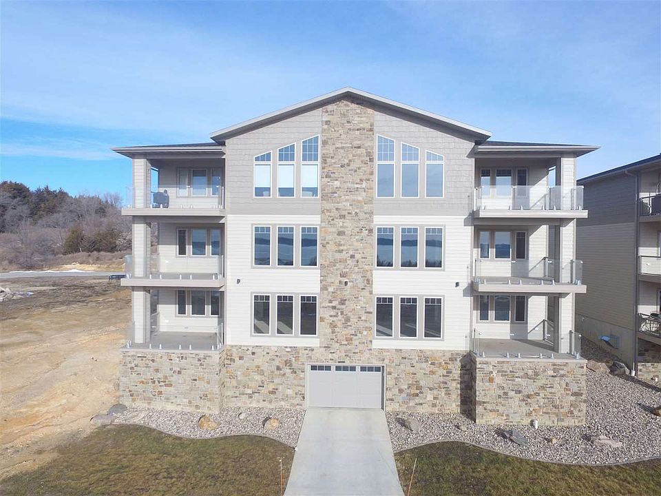 105 Marina Bluffs Ct 3C, Yankton, SD 57078 Zillow