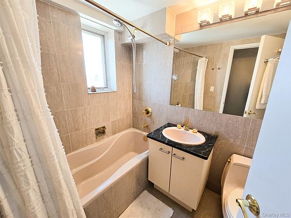 3rd image of 133-47 Sanford Avenue #11A