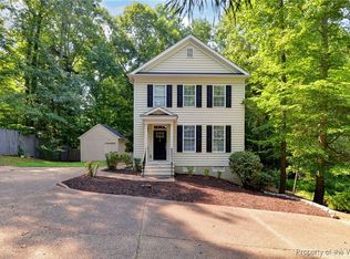 4 Braddock Ct, Williamsburg, VA 23185
