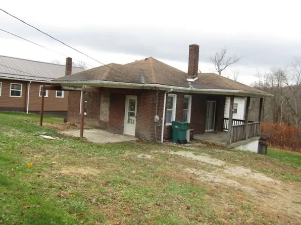 943 Mary St, Langeloth, PA 15054