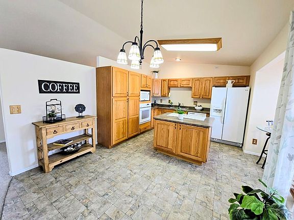 4th image of 2149 Teal Ct
