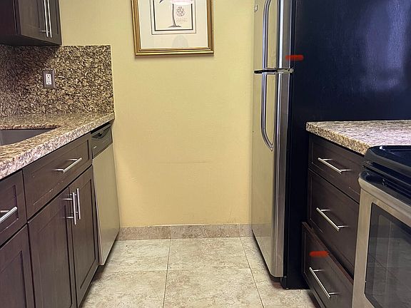 4th image of 7920 Nw 50th St. #201