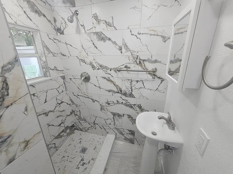 1915 NW 82nd St #1915 — Photo 24