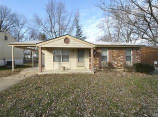 3709 Saint Kevin Park Dr, Saint Ann, MO