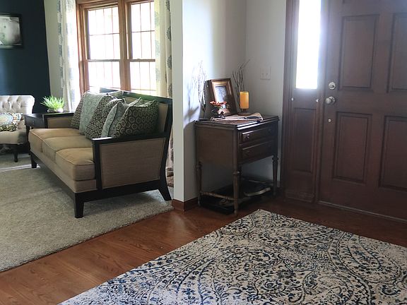 4th image of 8501 Voigt Ave