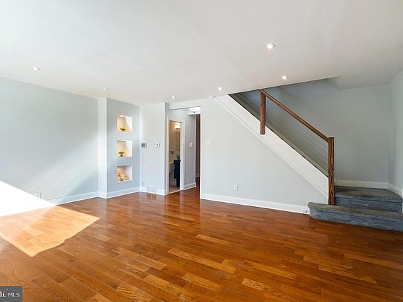 2nd image of 3511 Newberry Rd