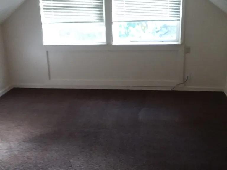 330 Howard Ave — Photo 24