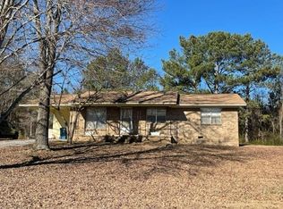 175 Baker Cir SE, Calhoun, GA 30701