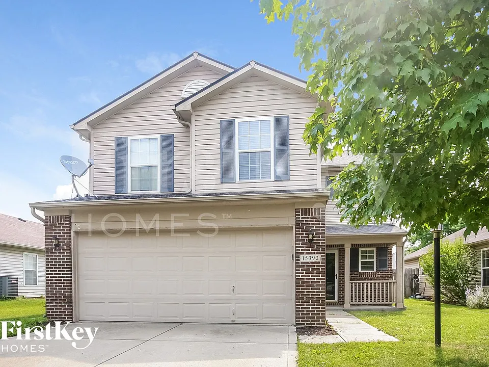 15392 Wandering Way