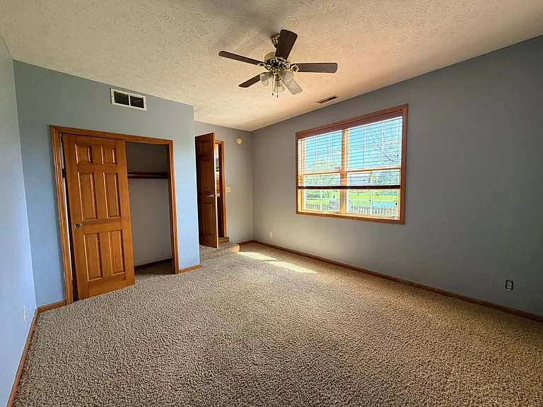 705 Hummingbird Ln — Photo 15