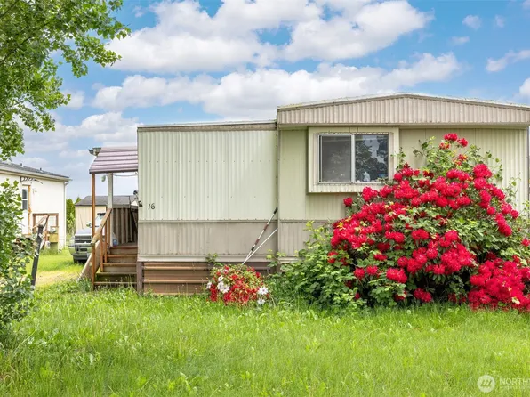 380 E Pole Road #16, Lynden, WA 98264