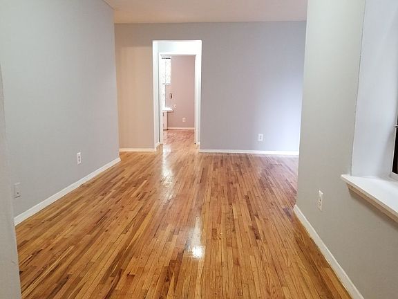 4th image of 2819 Barker Ave APT J53