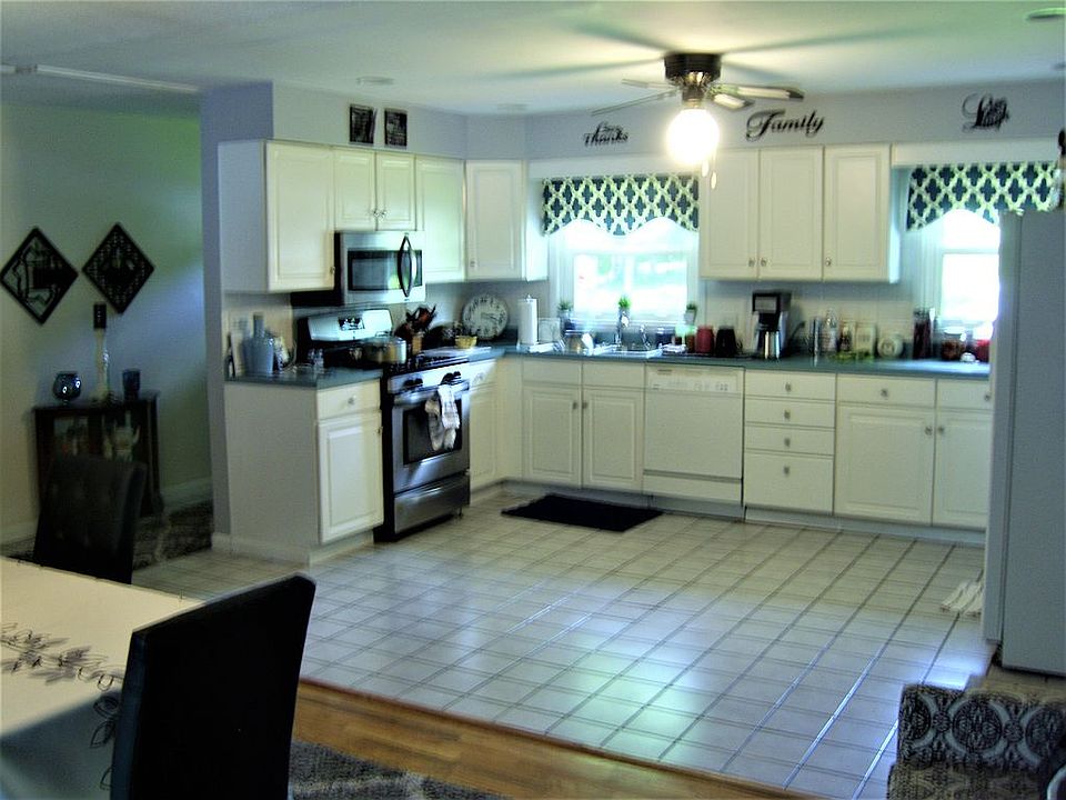 1st image of 706 Crabapple Ave