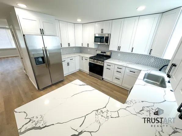 11727 Millbrook Rd, Philadelphia, PA 19154