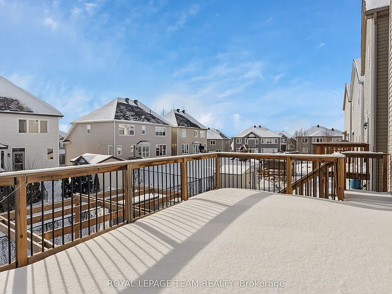 212 Huntsville Dr — Photo 44