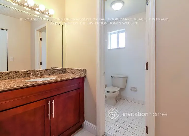 18118 SW 154th Ct — Photo 15
