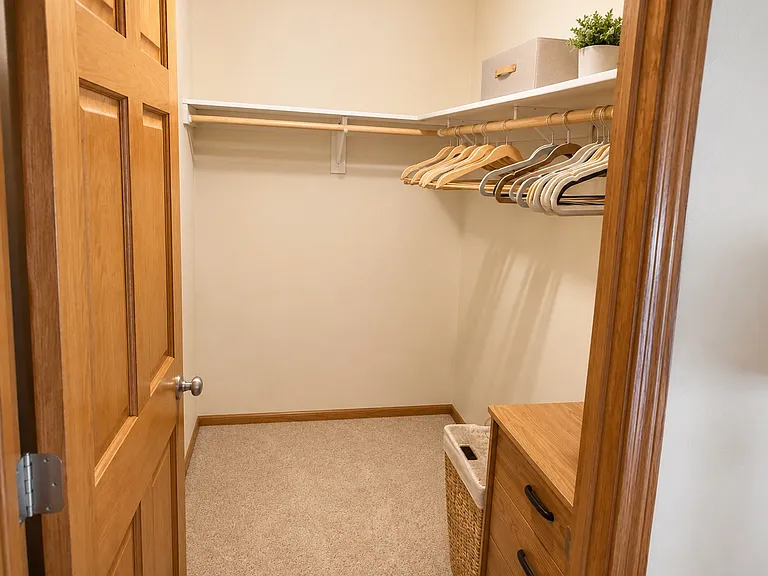 1203 Silverbrook Ln — Photo 10