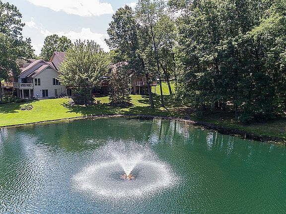 5th image of 4549 Golf View Dr