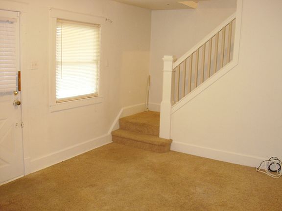 2nd image of 410 Vine St