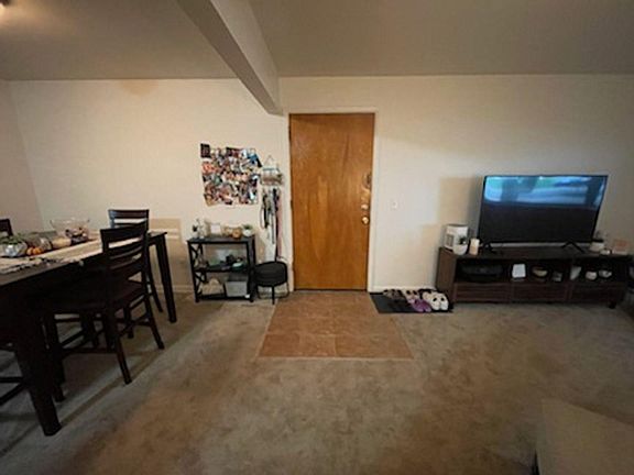 3rd image of 1301 Greenwood Ave #1