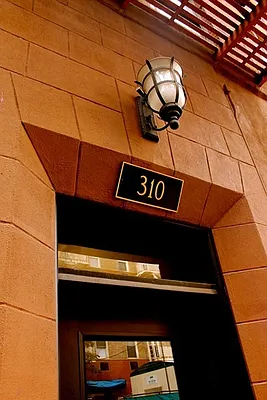 Rented by Bond New York | media 46