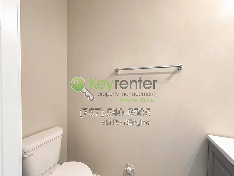 810 Huntly Dr — Photo 18