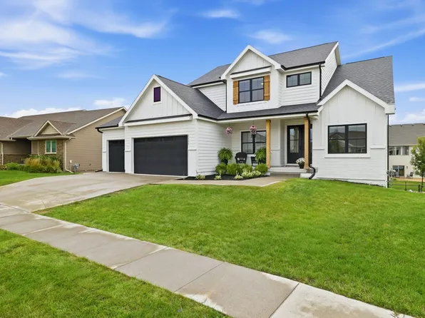 1111 NW Boulder Dr, Ankeny, IA 50023
