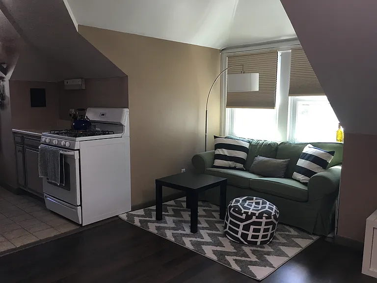 179 Whitman Ave #3 — Photo 12