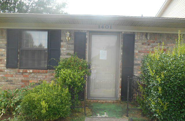 1st image of 1401 University Dr
