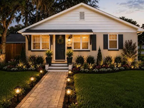 5719 13th St, Zephyrhills, FL 33542