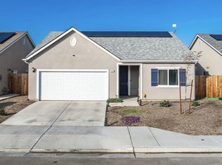 13722 Larkspur Way, Armona, CA 93202
