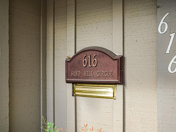 3rd image of 616 Sand Hill Cir #616