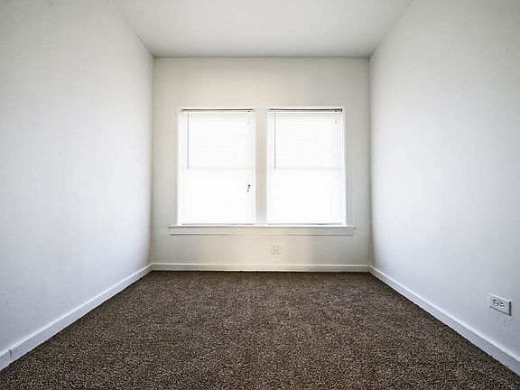 5th image of 7120-32 S Wabash Ave #7128-2