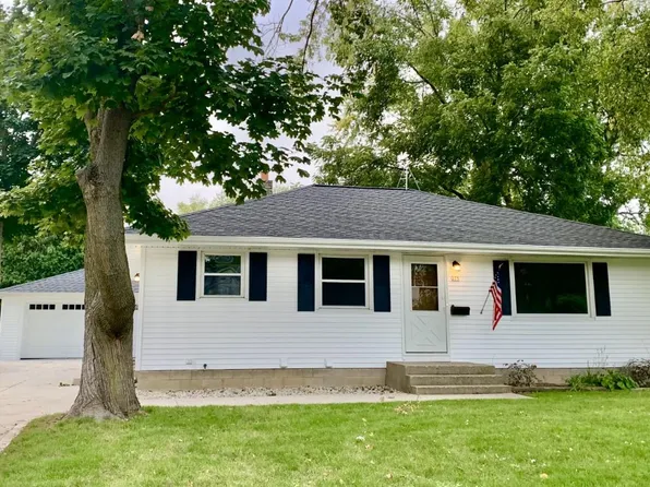 (undisclosed Address), Hartland, WI 53029