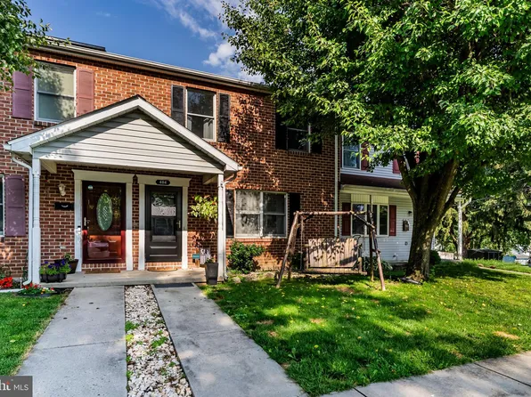 404 N Walnut St, Mount Holly Springs, PA 17065