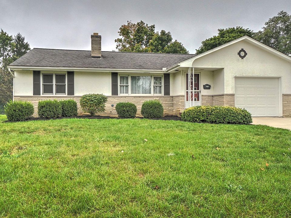 1st image of 2715 Queensway Dr