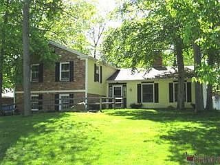 2nd image of 265 Parkview Dr
