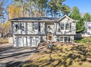 11627 Cowpoke Cir, Lusby, MD 20657