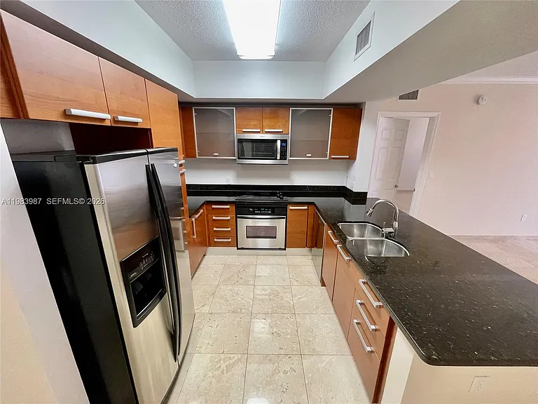 2030 S Douglas Rd #509 — Photo 3