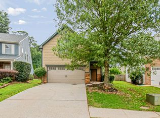906 Silver Lake Dr, Acworth, GA 30102