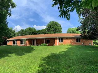 8880 Rhea Park Rd, Loami, IL 62661