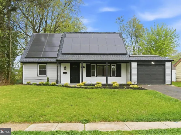 76 Evergreen Dr, Willingboro, NJ 08046