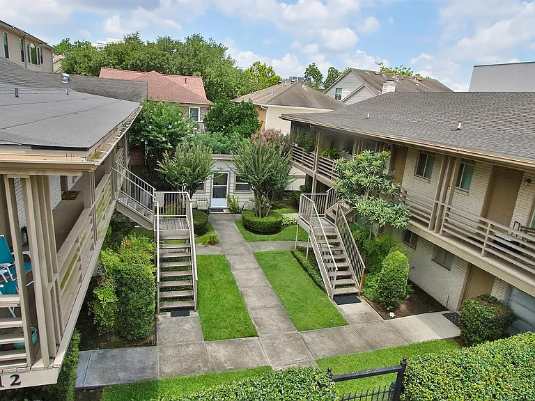 2208 Morse St #6 — Photo 21