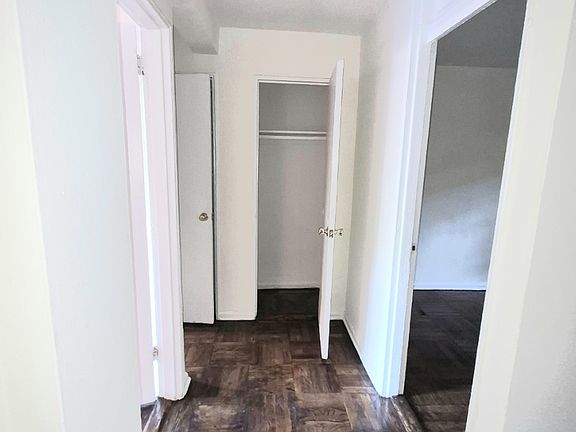 3rd image of 14811 85th Rd Floor 2