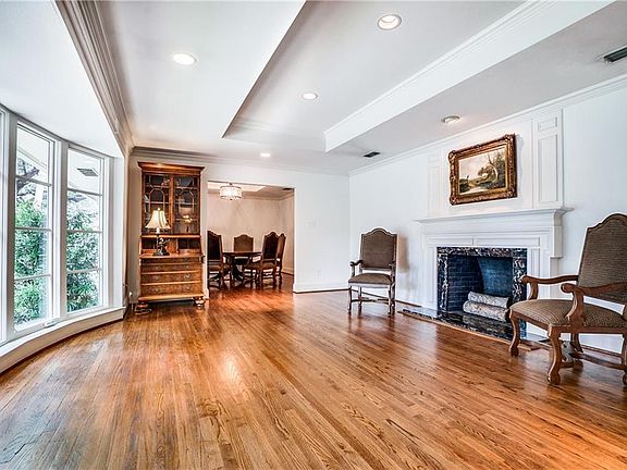 5th image of 11404 Royalshire Dr
