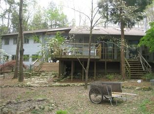 2216 Ridgewood Rd, Chapel Hill, NC 27516