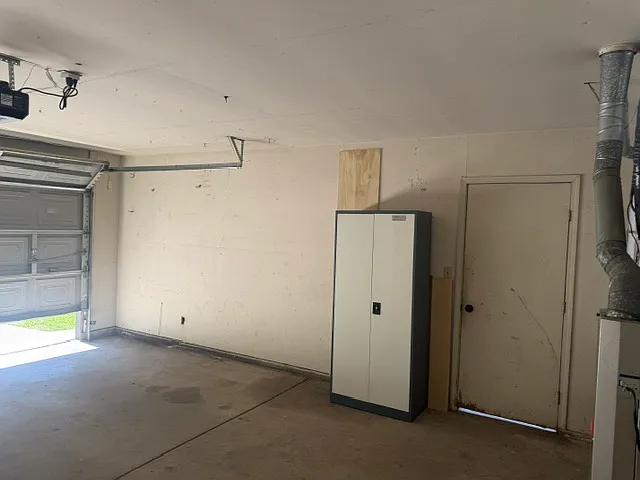 1017 Jayhawk Way — Photo 38