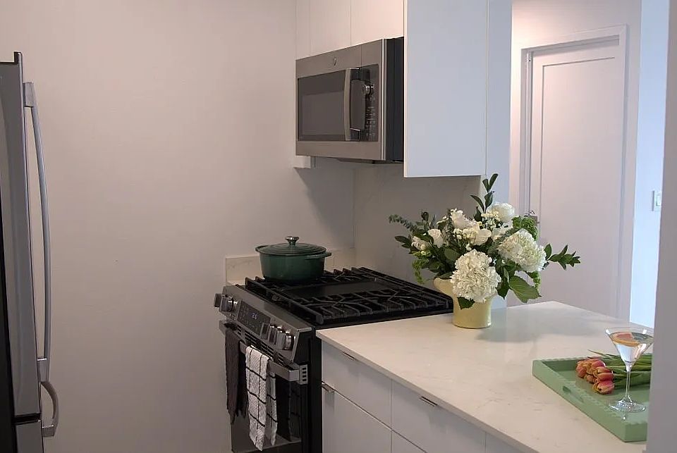 1st image of 200 Water St APT 2517